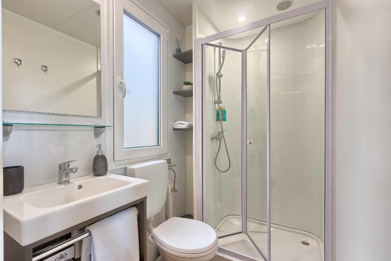 Total Escape Mobile Home Nera Camp Porton Biondi Rovinj Ngoại thất bức ảnh